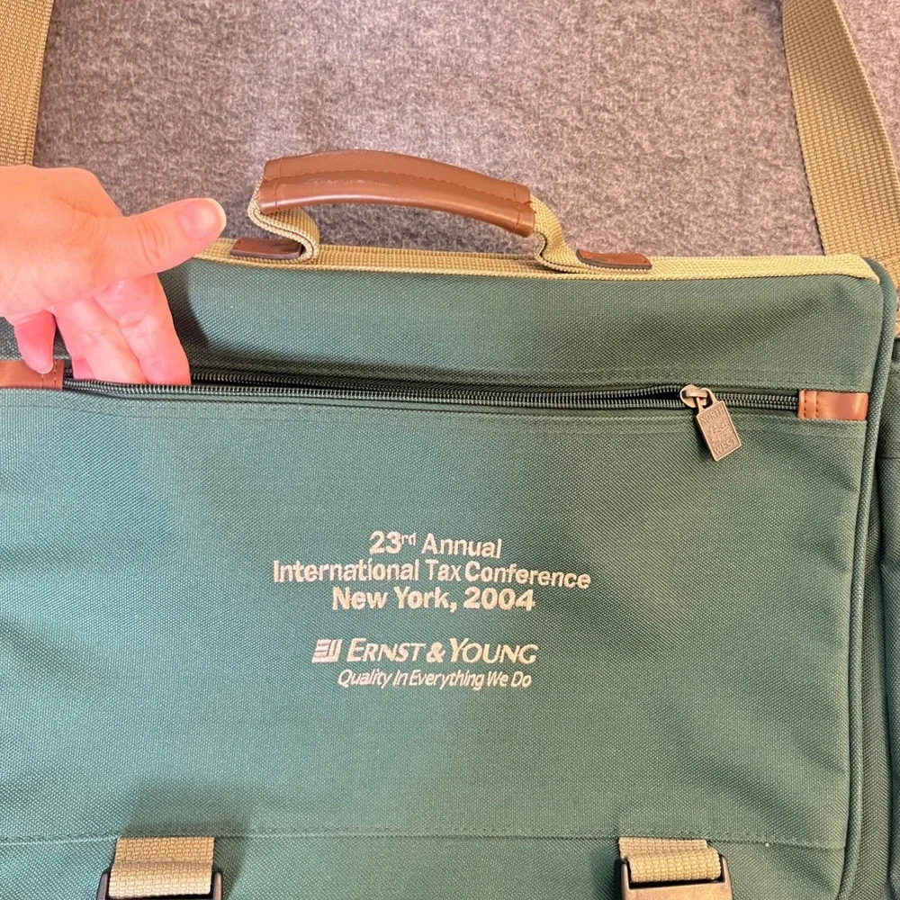 NW Messenger Bag Ernst Young Tax Conference Y2K Big Four Swag‎ Corporate Finance